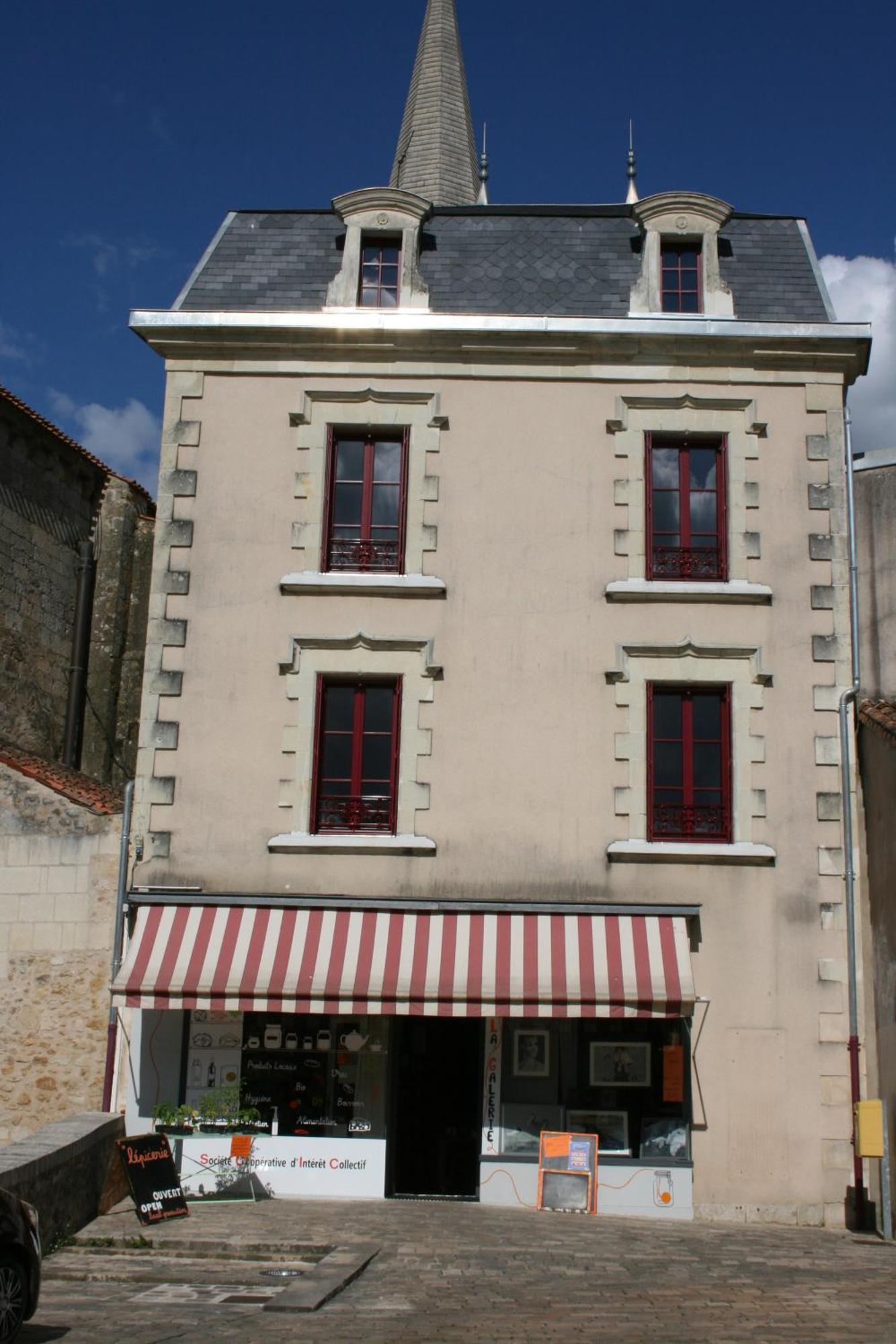 Apartmán Les Nuits D'Aldearde Airvault Exteriér fotografie